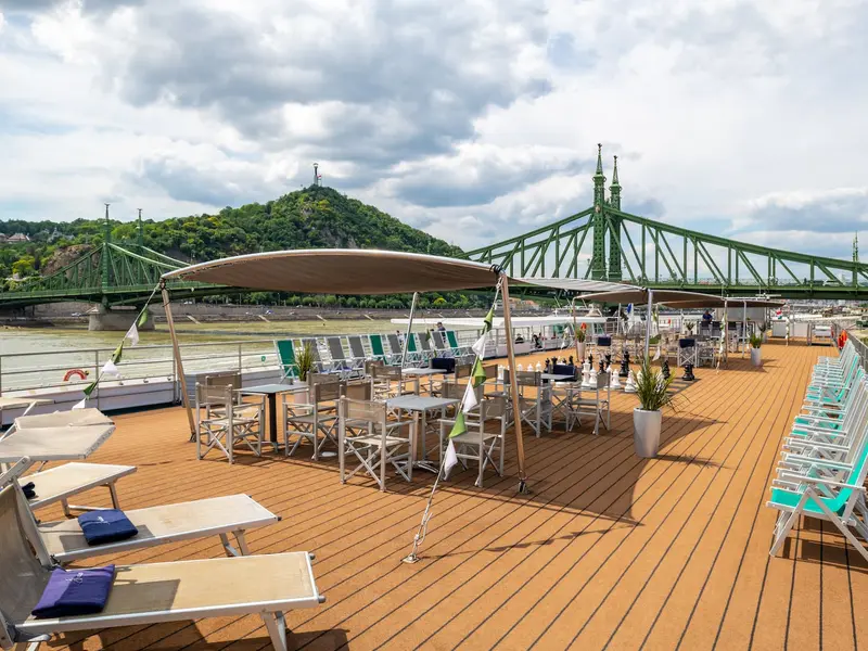 AMADEUS Brilliant, Sun Deck