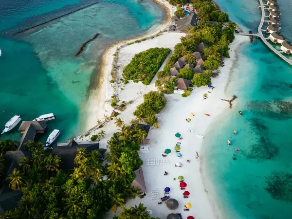 cinnamon-dhonveli-maldives-2.jpg