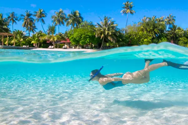 Kurumba Maldives Village 5*, Μαλδίβες
