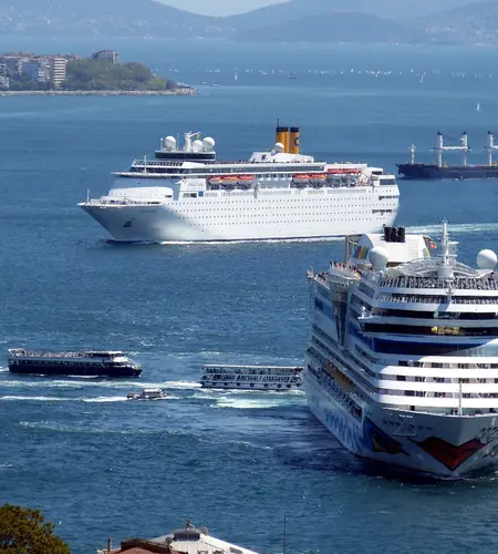 &Kappa;&rho;&omicron;&upsilon;&alpha;&zeta;&iota;έ&rho;&alpha; 7/8 &eta;&mu;έ&rho;&epsilon;&sigmaf; &Alpha;&nu;&alpha;&tau;&omicron;&lambda;&iota;&kappa;ή &Mu;&epsilon;&sigma;ό&gamma;&epsilon;&iota;&omicron;&sigmaf; MSC Cruises