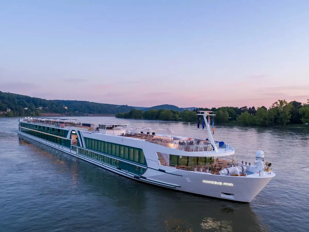 AMADEUS Riva  Lueftner Cruises