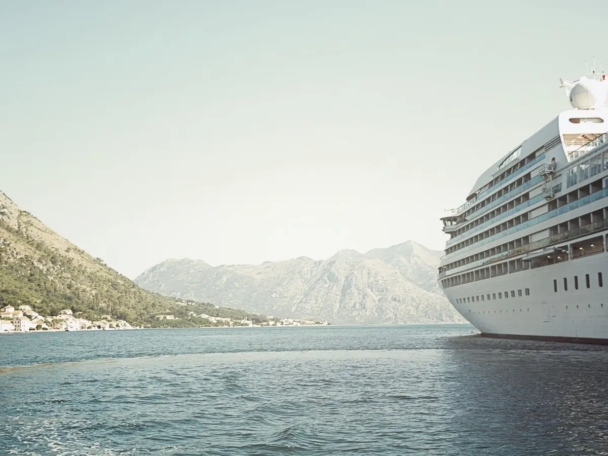 seabourn-encore-a3a5f24d5fd5a831c10dbd54c40167a7.jpg