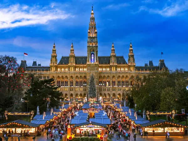 shutterstock_719357683-vienna-(1).jpg