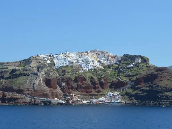 Santorini-imagination-gallery-copyrigt.jpg
