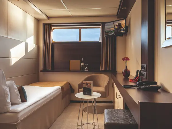 Brilliant, Single Cabin Haydn Deck