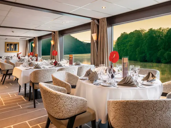 AMADEUS Brilliant, Restaurant