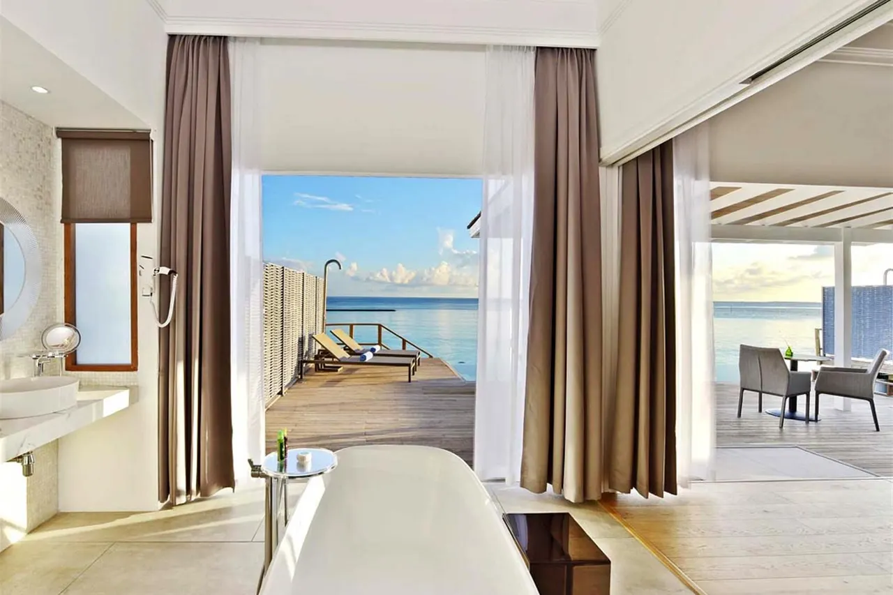 Kuramathi Maldives 4*, Μαλδίβες