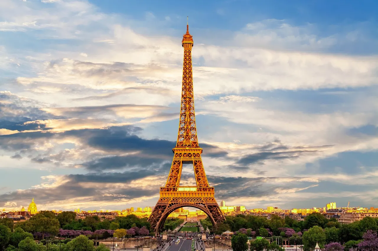 eiffel-tower-paris-france