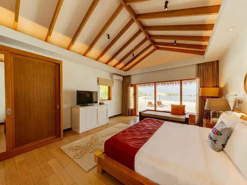 cinnamon-dhonveli-maldives-7-(1).jpg