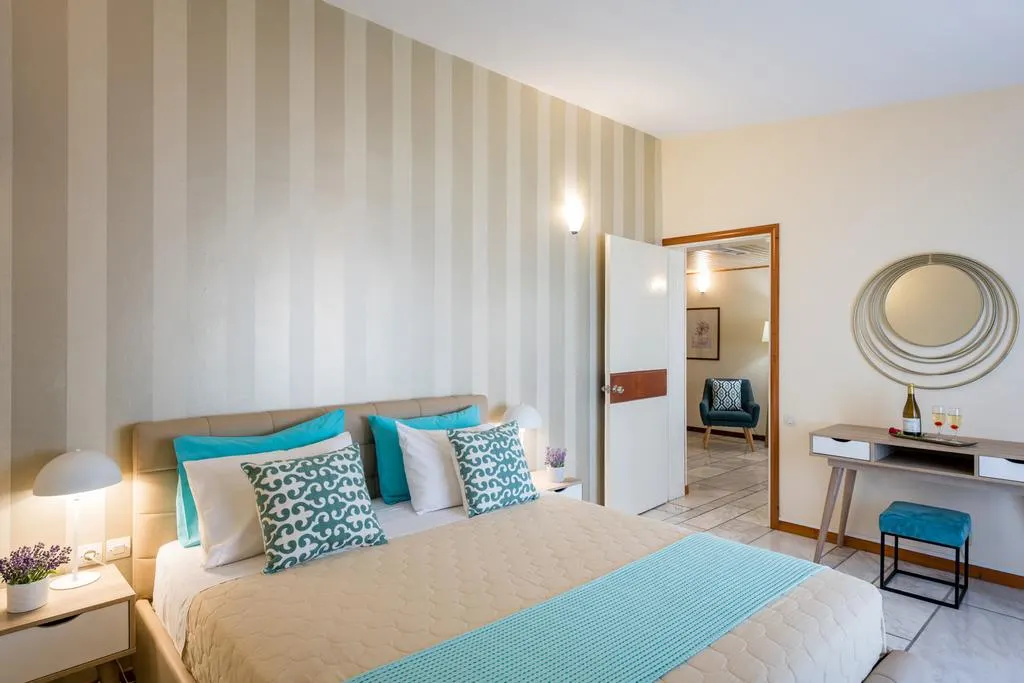 Pavlina Beach Hotel 4*, Νιφορέικα